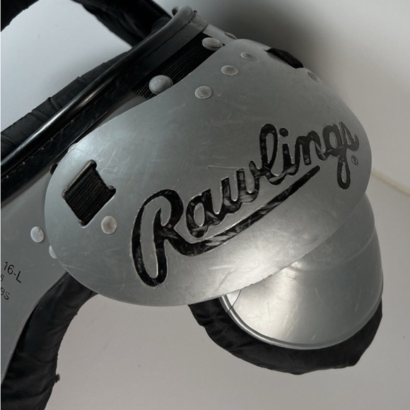 Black and Silver Football Shoulder Pads - Picture 3 of 7